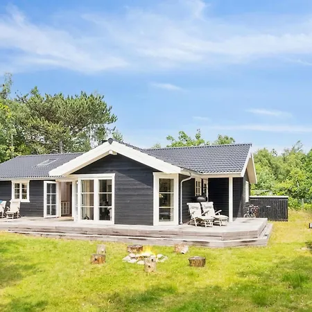 Grethe - 1km From The Sea By Interhome